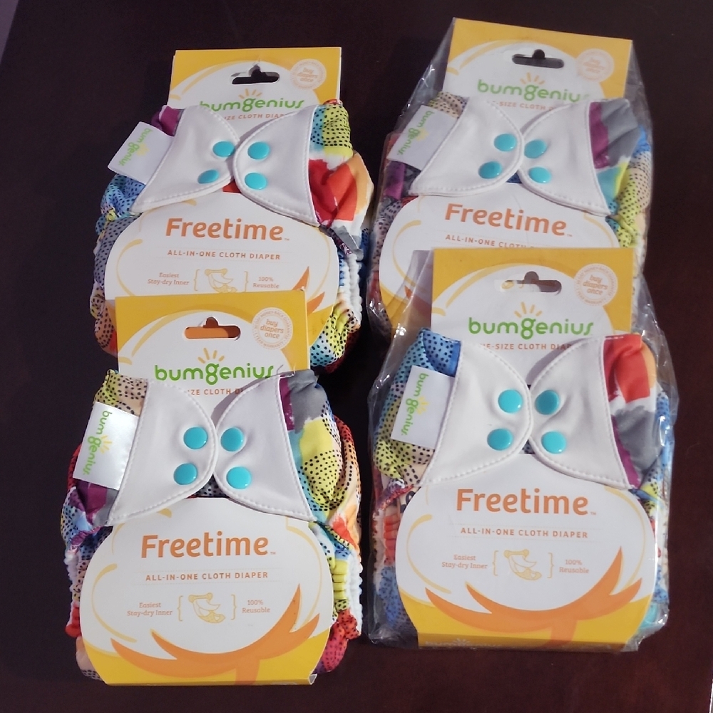 BumGenius Freetime Cloth Diapers - Rainbow Dots Set
